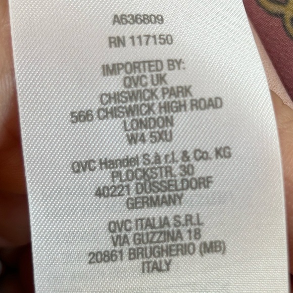 Belle by Kim Gravel Barbiecore resort chic elegant Poncho Top in Malibu pink XS - Picture 8 of 8